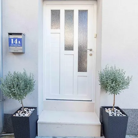 Apartment Tonka Centar Vodice